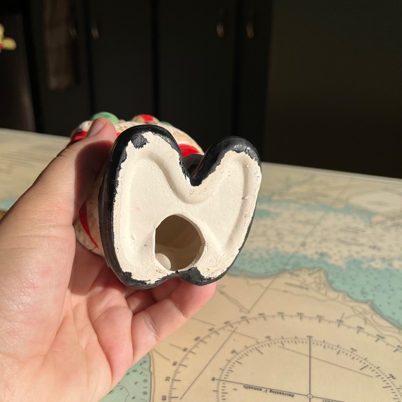 Vintage Handpainted Ceramic Santa with Gifts - Picture 6 of 7